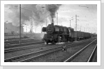 50 3649 verlässt mit Gz den Bahnhof Stendal in Richtung Magdeburg Okt 84