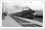 Hier der Salzwedler Nahgüterzug am Bahnsteig in Wittenberge auf der Magdeburger Seite Mai 87