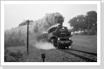 Am Folgetag war die EDV Nr wieder dran, der Nahgüter hatte nur 2 Wagen. Gepennt hatte ich in einem alten Wagenkasten an der Einfahrt Schlettau Am Folgetag war die EDV Nr wieder dran, der Nahgüter hatte nur 2 Wagen. Gepennt hatte ich in einem alten Wagenkasten an der Einfahrt Schlettau
