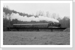 Im April 1990 gab es die erste Sonderfahrt mit 86 1501 durch den VSE. Hier vor Auerswalde Kötensdorf Im April 1990 gab es die erste Sonderfahrt mit 86 1501 durch den VSE. Hier vor Auerswalde Kötensdorf