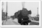 52 8159 fährt durch den Hauptbahnhof aus Richtung Magdeburg kommend. 52 8159 fährt durch den Hauptbahnhof aus Richtung Magdeburg kommend.
