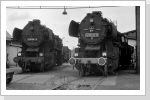 Im Juli 86 war 52 8074 schon wieder außer Betrieb, sollte auch nicht mehr zum Einsatz kommen. Hier habe ich die Pufferbohle noch mal rot lackiert im Bw Altstadt. Leider vergebends Im Juli 86 war 52 8074 schon wieder außer Betrieb, sollte auch nicht mehr zum Einsatz kommen. Hier habe ich die Pufferbohle noch mal rot lackiert im Bw Altstadt. Leider vergebends