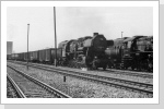 52 8184 überholt 52 8182, leider kam der Zug so überraschend, dass ich es nicht weiter hinter geschafft hatte. Juli 84 52 8184 überholt 52 8182, leider kam der Zug so überraschend, dass ich es nicht weiter hinter geschafft hatte. Juli 84