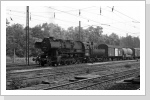 52 8158 rollt in den Gbf Roßlau. Bis hierher kamen die Brandenburger Maschinen Juli 84 52 8158 rollt in den Gbf Roßlau. Bis hierher kamen die Brandenburger Maschinen Juli 84