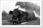 52 8135 mit Gz auf dem Weg nach Magdeburg hinter Brandenburg Juli 87 52 8135 mit Gz auf dem Weg nach Magdeburg hinter Brandenburg Juli 87