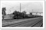 52 8189 wartet in Golm auf die Weiterfahrt nach Brandenburg. Dieser Zug verkehrte nur Dienstags. Juli 87