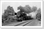 52 8135 mit Nahgüterzug nach Magdeburg hinter Brandenburg Juli 87