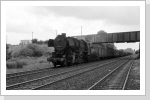 52 8171 rollt mit dem Dg 54733 durch die Brücke der Brandenburger Städtebahn Juli 87