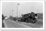 52 8156 rangiert mit dem Vormittags Nahgüter in Genthin Juli 86 52 8156 rangiert mit dem Vormittags Nahgüter in Genthin Juli 86