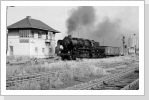 Ausfahrt Großbothen 52 8186 verläßt mit dem Nahgüterzug den Bahnhof Juni 86 Ausfahrt Großbothen 52 8186 verläßt mit dem Nahgüterzug den Bahnhof Juni 86