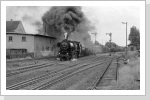 Nach der zweimaligen Dampfkreuzung fuhr 52 8027 dann weiter nach Engelsdorf Aug 86 Nach der zweimaligen Dampfkreuzung fuhr 52 8027 dann weiter nach Engelsdorf Aug 86