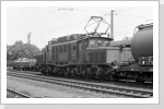 In Gegenrichtung war 254 153 in Altenburg wieder auf dem Weg nach Engelsdorf Juli 85 In Gegenrichtung war 254 153 in Altenburg wieder auf dem Weg nach Engelsdorf Juli 85