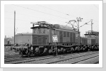 254 110 und 254 040 warten im Gbf Engelsdorf auf das Ausrücken zum Zug März 87 254 110 und 254 040 warten im Gbf Engelsdorf auf das Ausrücken zum Zug März 87