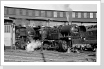 Mittagspause vorm Lokschuppen, Massen von Fotografen säumten das Bw Mittagspause vorm Lokschuppen, Massen von Fotografen säumten das Bw