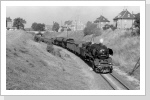 Der gleiche Zug in Hohendorf kurz vor Oelsnitz Aug 87
