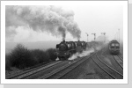 Blick vom Stellwerk Wegeleben auf den Ng 61792 mit 50 3520 und 50 3556. Der Halt am A-Sig wurde von mir gewünscht und vom Stellwerker umgesetzt. Apr 86 Blick vom Stellwerk Wegeleben auf den Ng 61792 mit 50 3520 und 50 3556. Der Halt am A-Sig wurde von mir gewünscht und vom Stellwerker umgesetzt. Apr 86