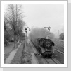 50 3553 passiert den Bahnhof Ditfurt ohne Halt mit P 19408 Blick vom Stellwerk Dez 87 50 3553 passiert den Bahnhof Ditfurt ohne Halt mit P 19408 Blick vom Stellwerk Dez 87
