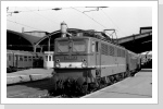 211 002 wartet in Halle/Saale auf die Fahrt nach Wittenberg. Das Bild entstand beim Umsteigen in Halle von der Ostertour Halberstadt 211 002 wartet in Halle/Saale auf die Fahrt nach Wittenberg. Das Bild entstand beim Umsteigen in Halle von der Ostertour Halberstadt