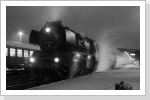 50 3618 mit dem P-Zug nach Aschersleben, Herrenloses Gepäckstück würde heute zur Sperrung des ganzen Bahnhof führen Dez 85 50 3618 mit dem P-Zug nach Aschersleben, Herrenloses Gepäckstück würde heute zur Sperrung des ganzen Bahnhof führen Dez 85