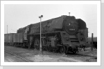 Ein Bild auf der Drehscheibe blieb mir leider verwehrt, so fand ich die 01 1511 dann als Schrott im Oktober 85 vor. Noch im Jahr 85 wurde sie in Halberstadt zerlegt. Ein Bild auf der Drehscheibe blieb mir leider verwehrt, so fand ich die 01 1511 dann als Schrott im Oktober 85 vor. Noch im Jahr 85 wurde sie in Halberstadt zerlegt.