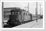 Ab Dezember 85 kamen die E 44 aus Roßlau regelmäßig nach Magdeburg Hbf, hier 244 143 im Jahr 1986 Ab Dezember 85 kamen die E 44 aus Roßlau regelmäßig nach Magdeburg Hbf, hier 244 143 im Jahr 1986
