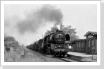 Der gleiche Zug bei der Durchfahrt Beyendorf Mai 88