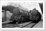 Lokwechsel von Dampf auf Dampf am P 4005 in Camburg/Saale Dezember 84
