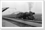 41 1303 stellt den P-Zug nach Dessau bereit in Lutherstadt Wittenberg Nov 83 41 1303 stellt den P-Zug nach Dessau bereit in Lutherstadt Wittenberg Nov 83