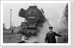 Der VEB Schotterschutz hatte die Fotografenmeute voll im Griff Hohenwulsch Sep 86 Der VEB Schotterschutz hatte die Fotografenmeute voll im Griff Hohenwulsch Sep 86