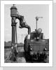...nimmt zu meiner Freude hier am Nordkopf des Bahnsteig Wasser. Aug 84 ...nimmt zu meiner Freude hier am Nordkopf des Bahnsteig Wasser. Aug 84