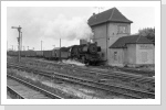 Dann später noch eine zweite Ausfahrt aus Neustadt. Hier dann wieder mit ihrem Nahgüterzug zurück nach Wittenberge Juli 85 Dann später noch eine zweite Ausfahrt aus Neustadt. Hier dann wieder mit ihrem Nahgüterzug zurück nach Wittenberge Juli 85