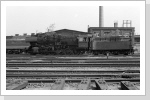 50 3645 steht mit fehlender Kuppelstangezur 5 Treibachse unter Dampf im Bw Wittenberge. Juli 85 50 3645 steht mit fehlender Kuppelstangezur 5 Treibachse unter Dampf im Bw Wittenberge. Juli 85