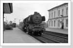 Dann kam die 50 3561 wieder zurück ein Gleis weiter drüben Juli 85 Dann kam die 50 3561 wieder zurück ein Gleis weiter drüben Juli 85