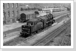 Im Jahr 1985 kam die Neustädter Lok planmäßig nach Wustermark, hier verlässt sie das Bw wieder in Richtung Güterbahnhof Aug 85 Im Jahr 1985 kam die Neustädter Lok planmäßig nach Wustermark, hier verlässt sie das Bw wieder in Richtung Güterbahnhof Aug 85