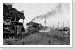 50 3637 steht im Sep 86 mit dem Dag nach Seddin bereit, als mir unverhofft die 50 3561 aus Wustermark mit Dag 52172 entgegen kommt 50 3637 steht im Sep 86 mit dem Dag nach Seddin bereit, als mir unverhofft die 50 3561 aus Wustermark mit Dag 52172 entgegen kommt