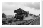 50 3637 kommt mit dem Nahgüter von Ludwigslust nach Wittenberge im Regen Juli 86 50 3637 kommt mit dem Nahgüter von Ludwigslust nach Wittenberge im Regen Juli 86