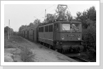 211 010 mit S-Bahnzug in Finkenkrug Juli 85